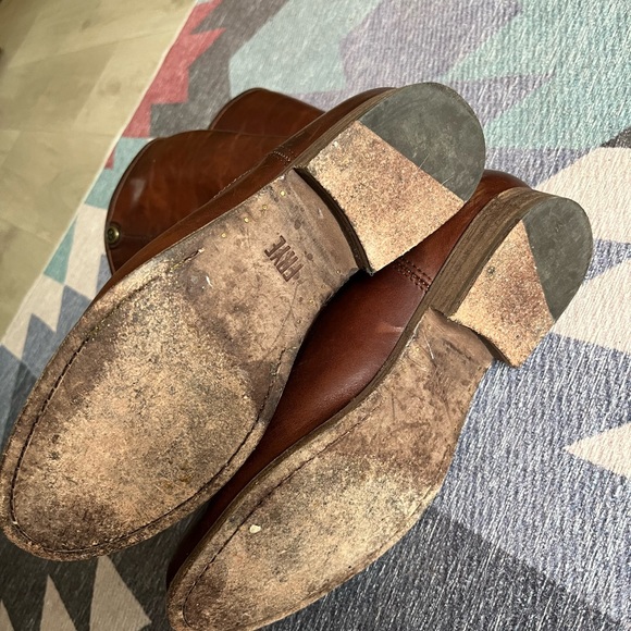 Frye Melissa Button Boots - size 9 - Picture 6 of 6
